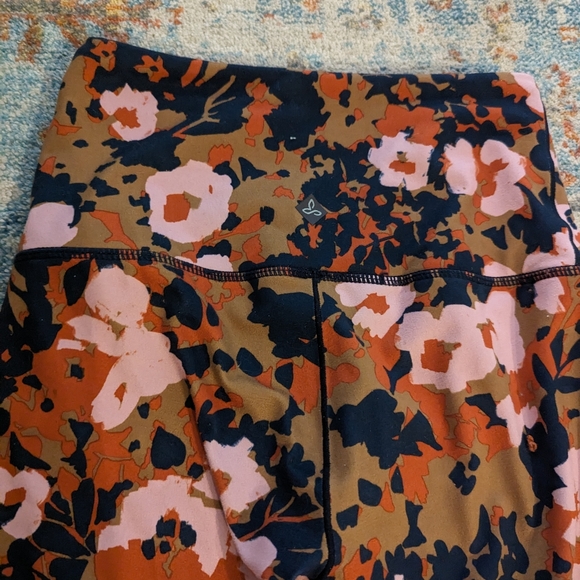 Prana Women's XS Kimble Printed 7/8 Legging Pants Nordic Pink Wildflower - Picture 3 of 11